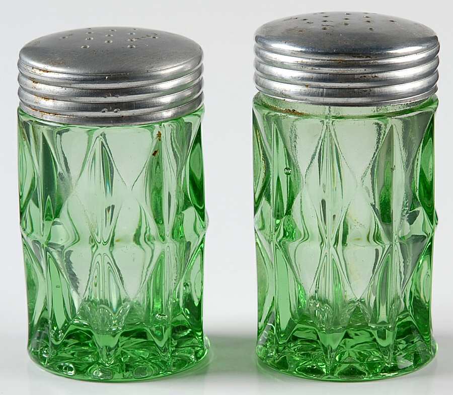 Windsor Green Shaker Set w/Metal Lids by Jeannette-1