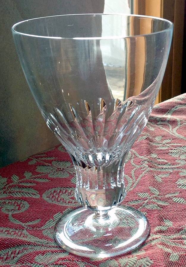 Pia Wine Glass by Josair-1