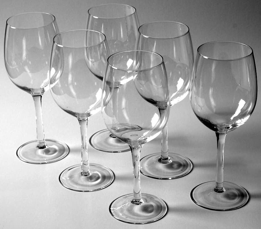 Plain (Non Optic) Bordeaux Wine - Set of 4 by Judel-1