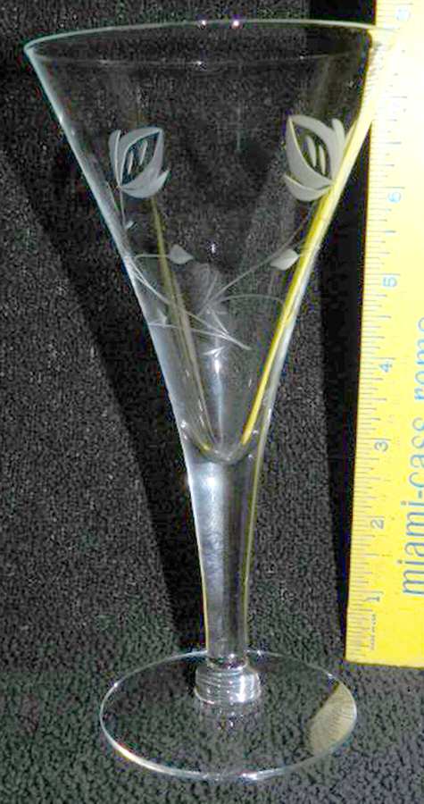 Rose Cascade (Stem #100) Water Goblet by Javit-1