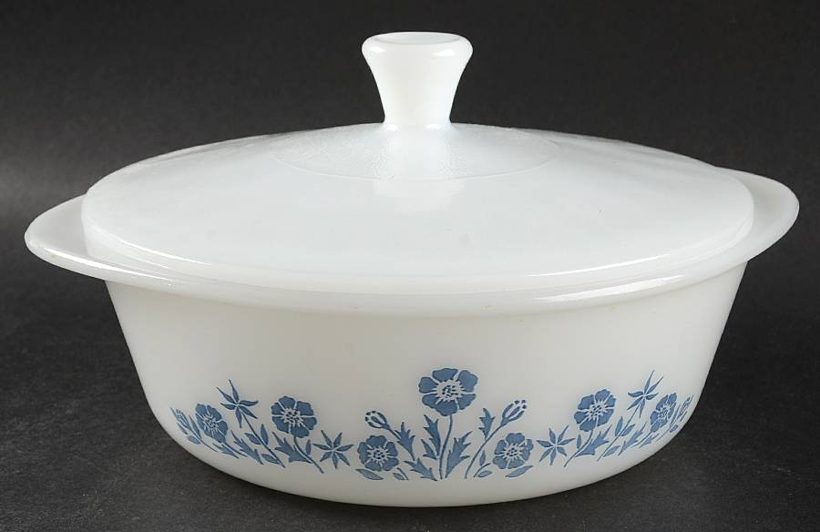 MG10 1.5 Quart Round Covered Casserole by McKee-1