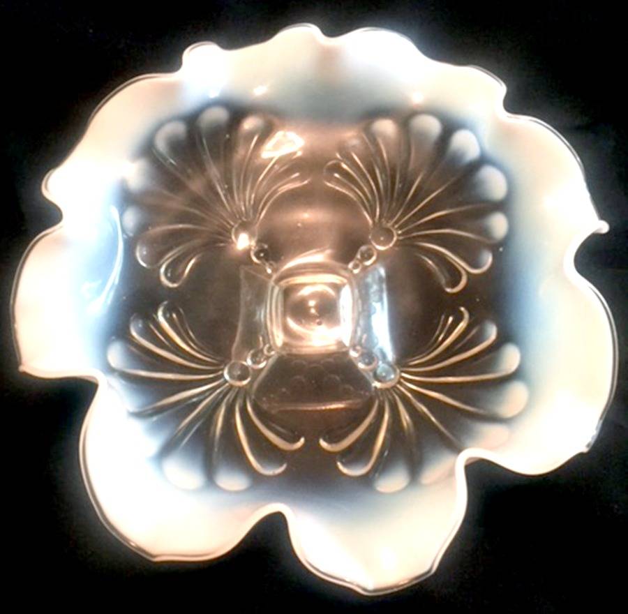 Beaded Fans White Opalescent Round Crimped Bowl by Jefferson Glass-1