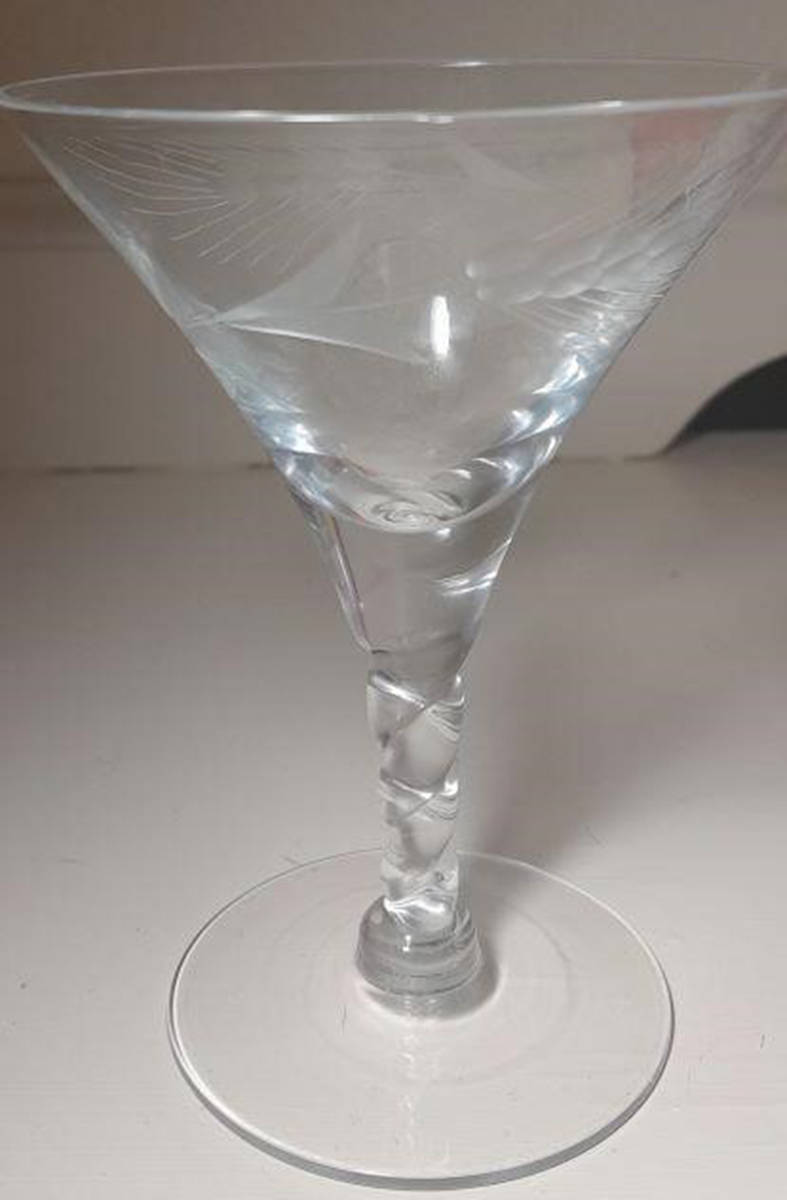 Fine Wheat (Twist Stem) Liquor Cocktail by Javit-1