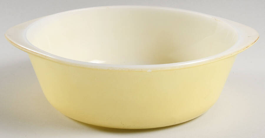 JEG28 2 Quart Round Covered Casserole, No Lid by Jeannette-1