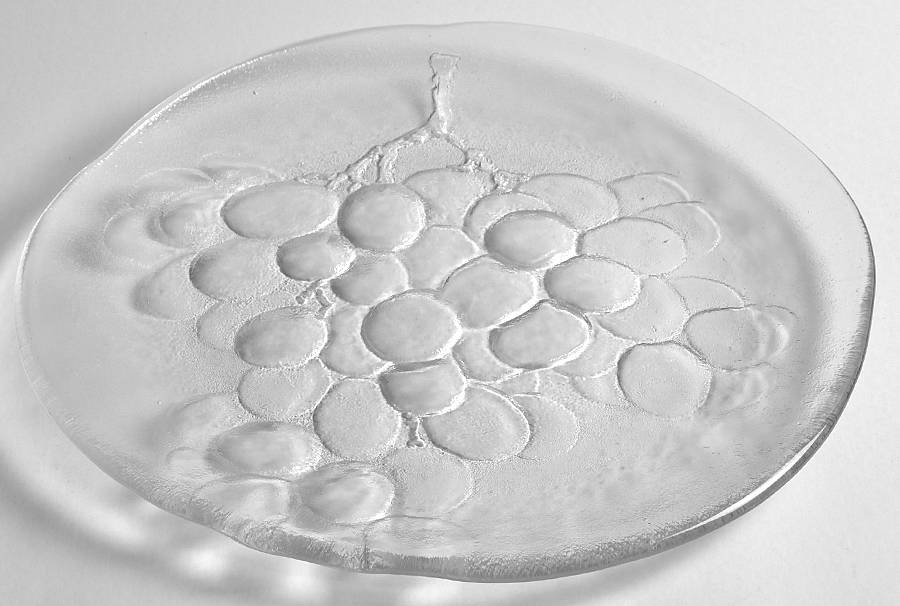 Grape Luncheon Plate by Kosta-Boda-1