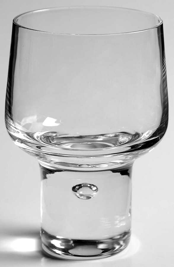 Mambo Wine Glass by Kosta-Boda-1