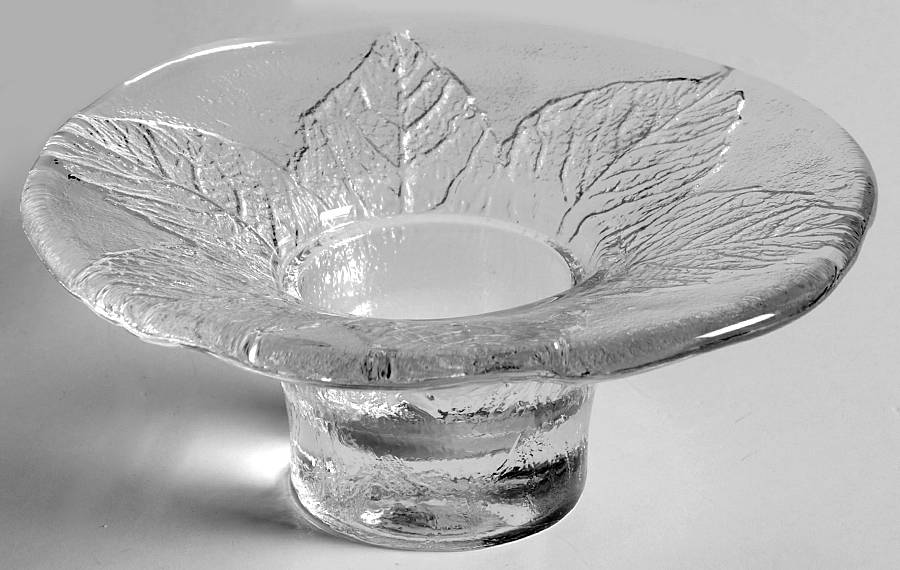 Party Egg Cup by Kosta-Boda-1