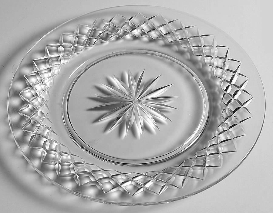 Rut Majestic Luncheon Plate by Kosta-Boda-1