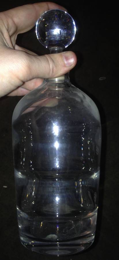 Saturn Decanter & Stopper by Kosta-Boda-1