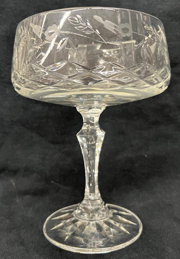 Mozart Champagne/Tall Sherbet by Kristal Zajecar-1