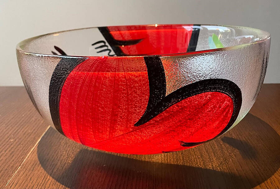 Hearts 11" Round Bowl by Kosta-Boda-1