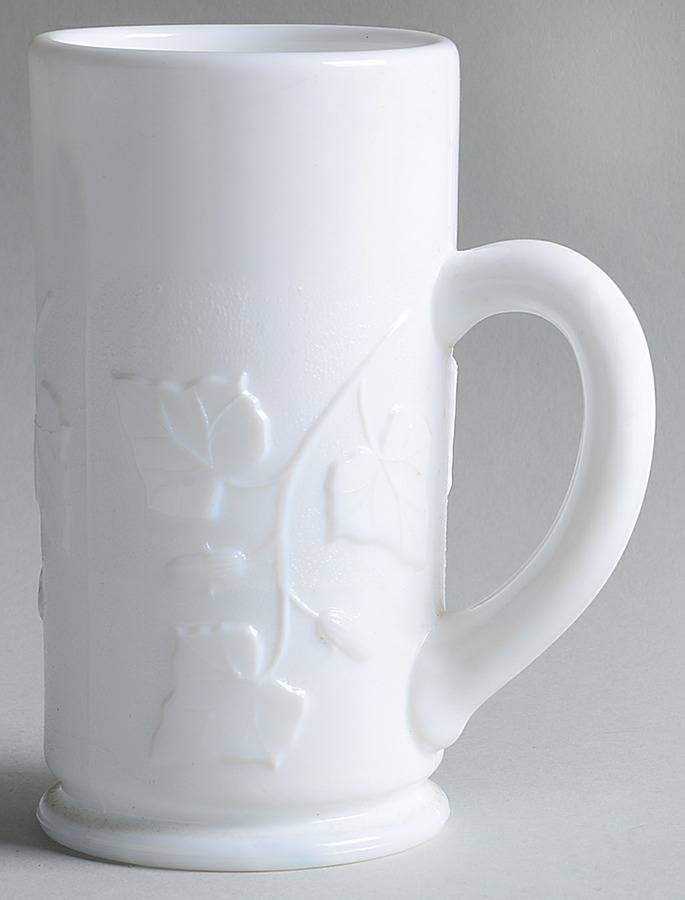 Ivy In Snow Milk Glass Tankard by Kemple-1