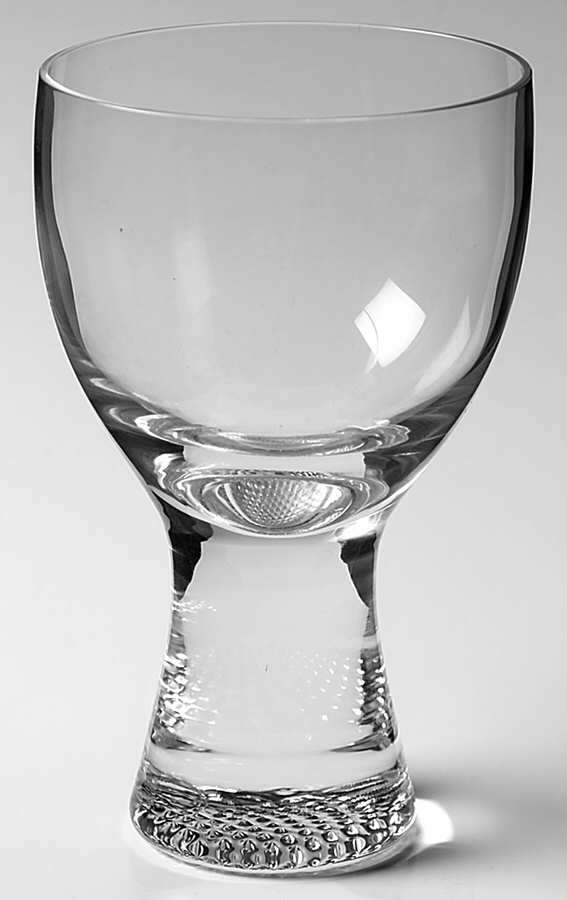Limelight Wine Glass by Kosta-Boda-1