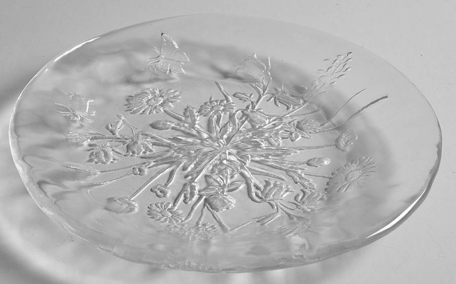 Ulla (Pressed Floral Design) Salad Plate by Kosta-Boda-1