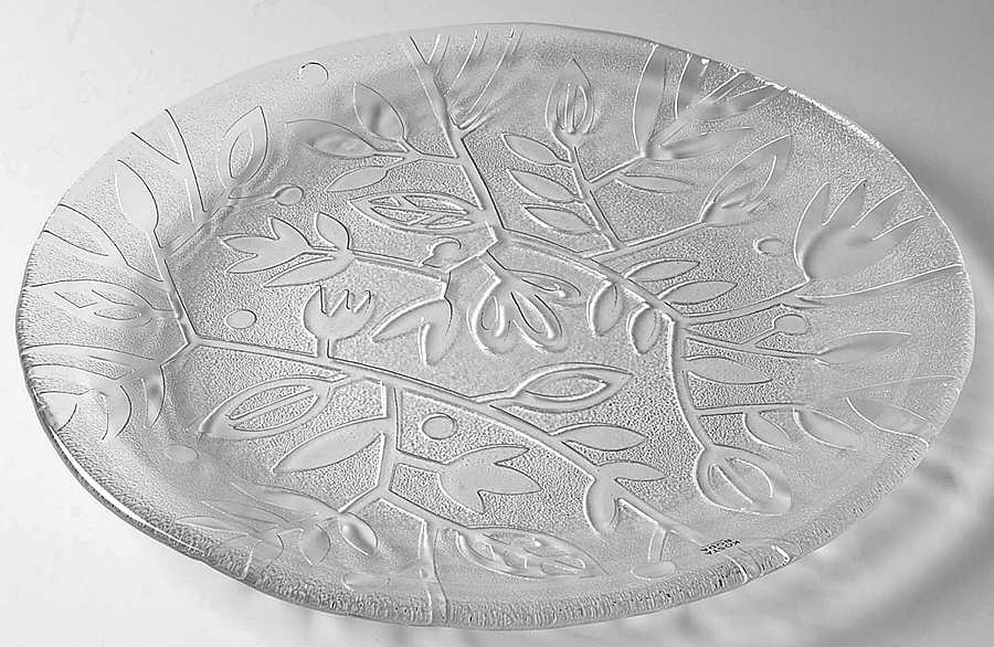 Anna Dinner Plate by Kosta-Boda-1