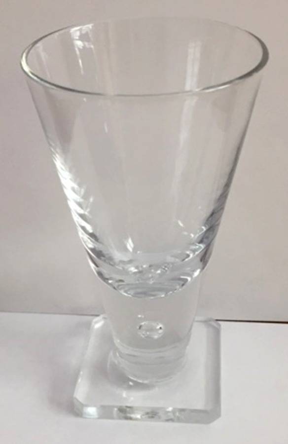 KOS85 Wine Glass by Kosta-Boda-1