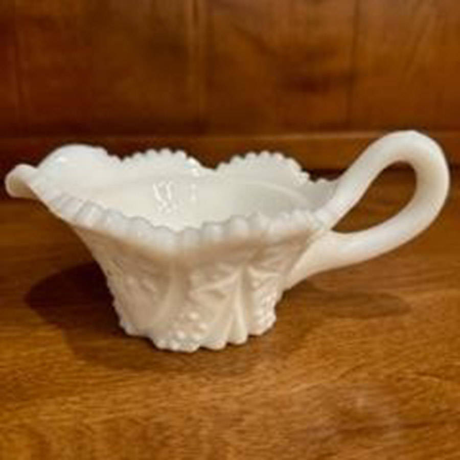 Yutec Milk Glass Creamer No Lid by Kemple-1