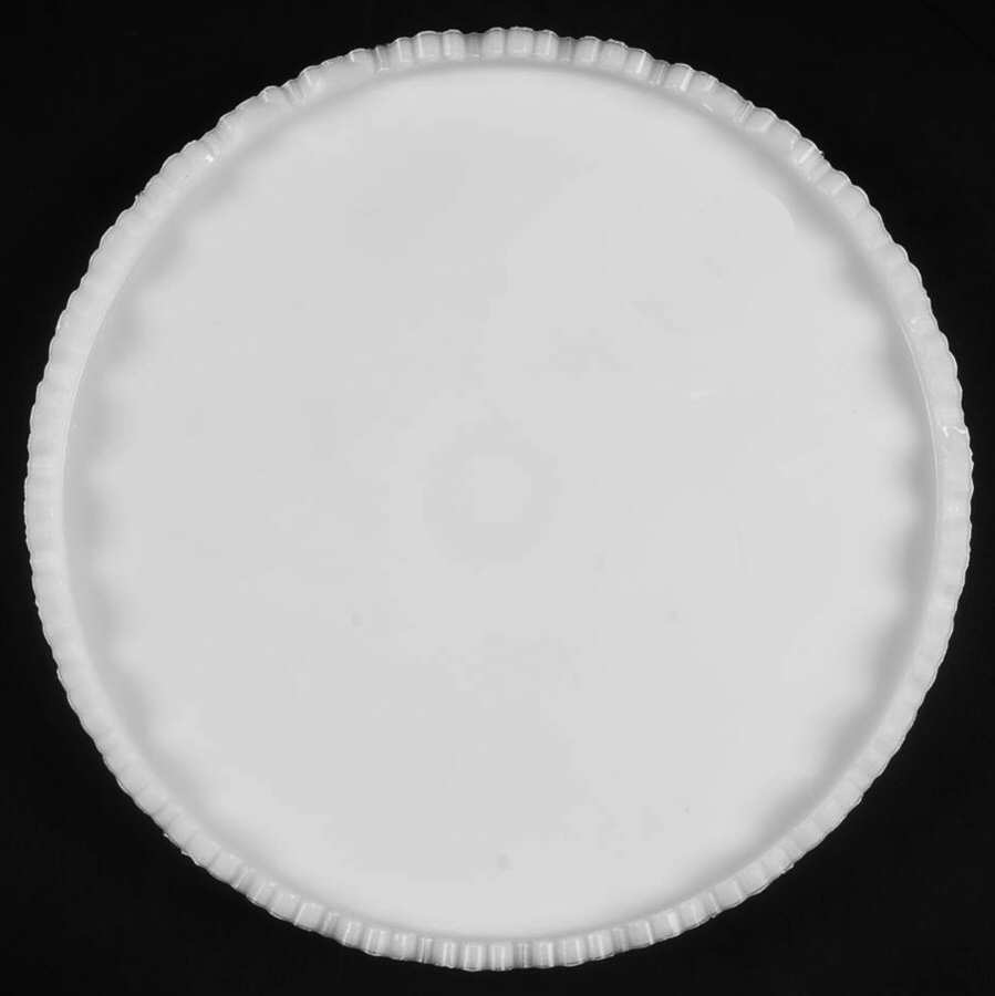 Yutec Milk Glass 9" Round Tray by Kemple-1