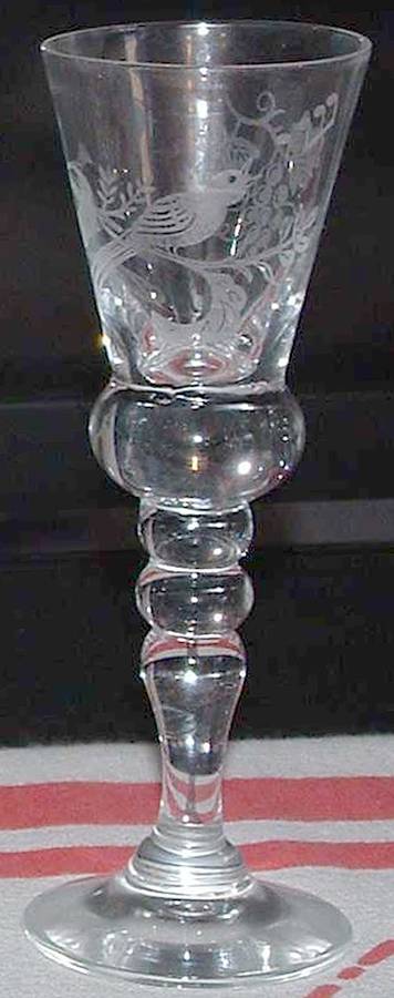 Cuckoo Cordial Glass by Kosta-Boda-1
