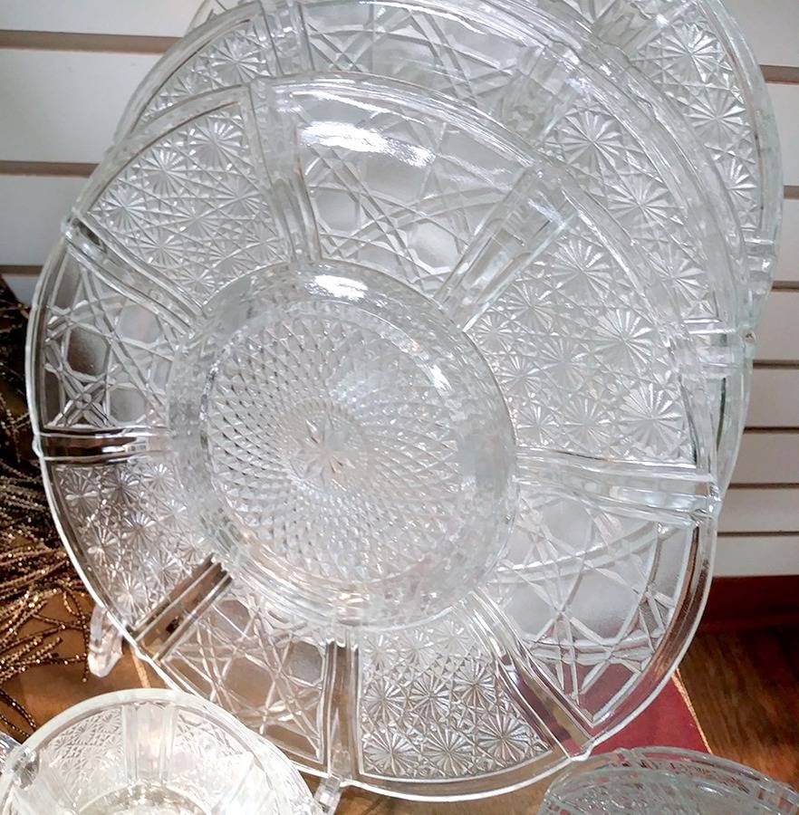 KI 41 Dinner Plate by Kig (Indonesia)-1
