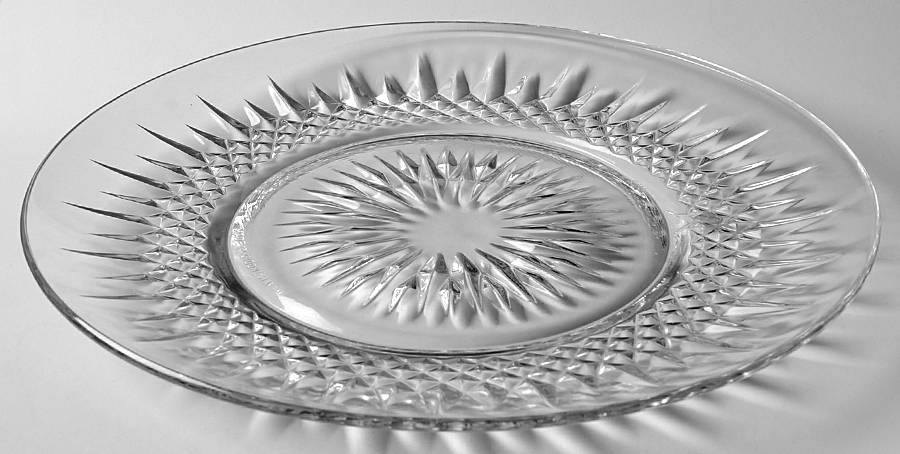 KI42 Dinner Plate by Kig (Indonesia)-1