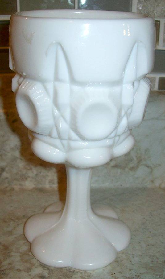 Bulls Eye and Daisy Milkglass Water Goblet by Kanawha-1