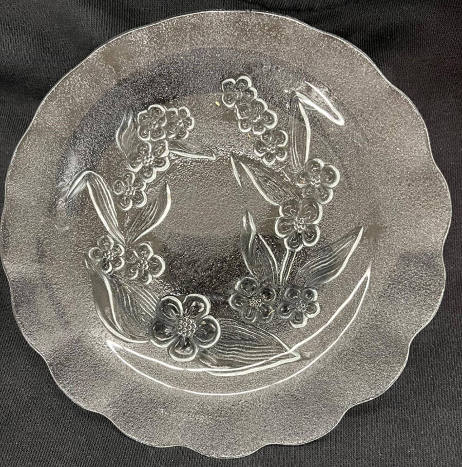 Mountain Aire Salad Plate by Kig (Indonesia)-1