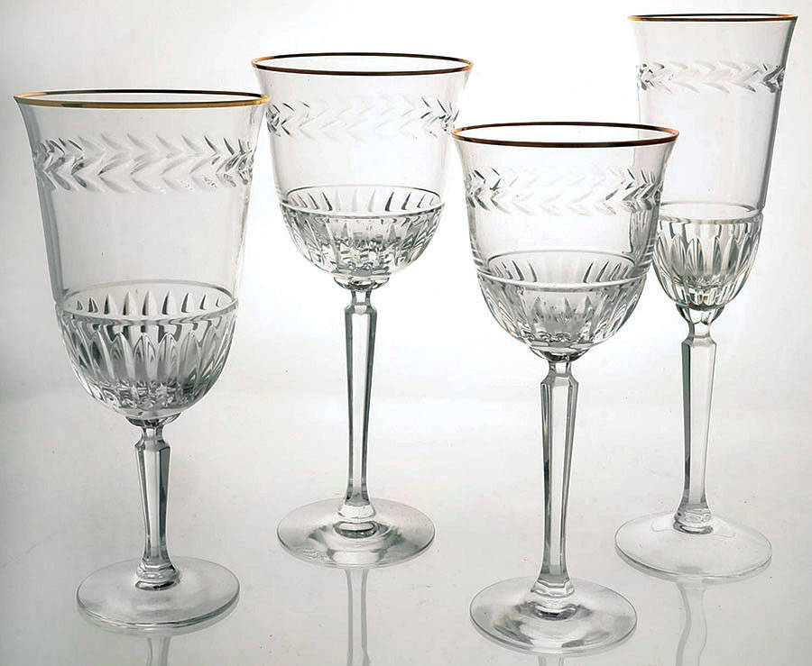 Classic Laurel 4 Piece Place Setting by Lenox-1