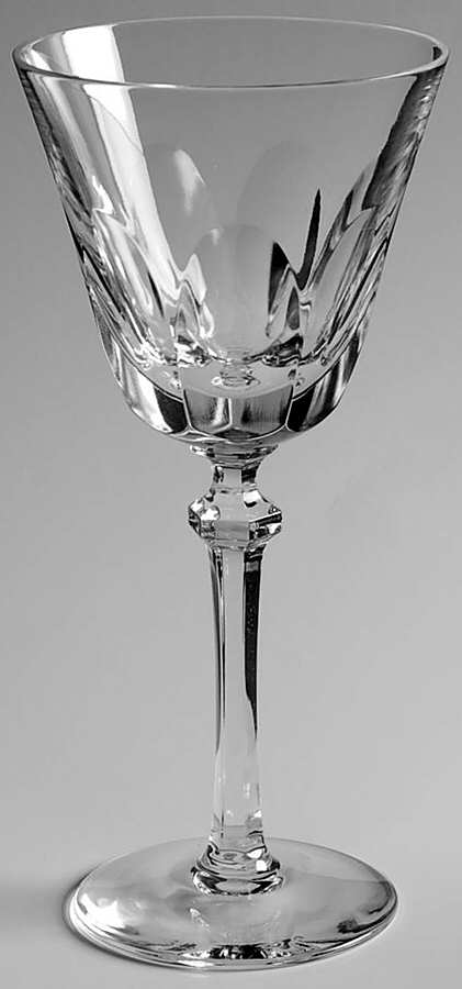 Hanover Wine Glass by Lenox-1