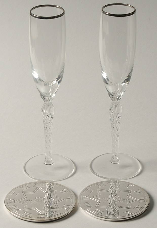 Madison (Platinum Trim) (Set of 2 Boxed) Millennium Fluted Champagne by Lenox-1