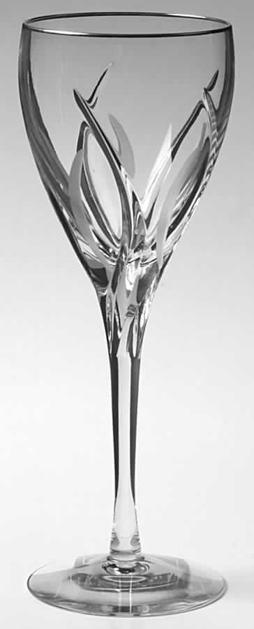 Twilight Gold Wine Glass by Lenox-1