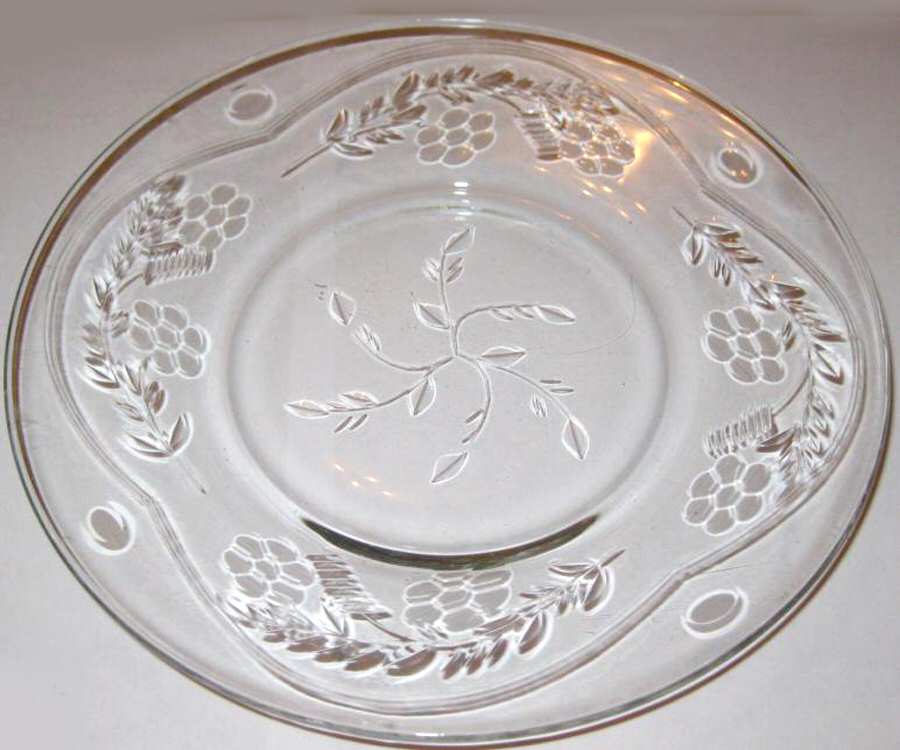 1013-2 Luncheon Plate by Rock Sharpe-1