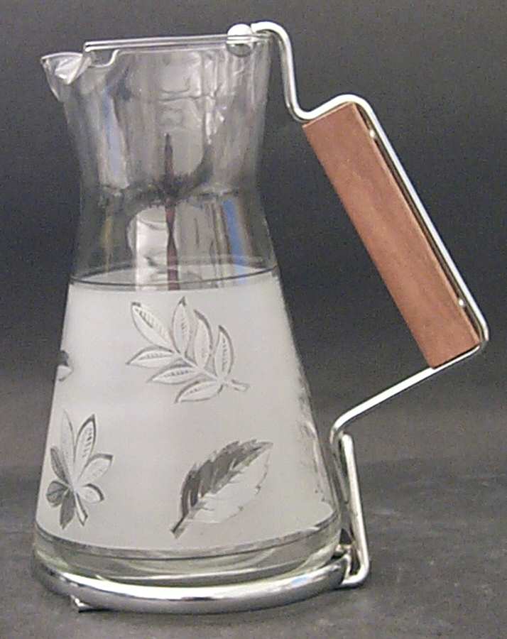 Silver Leaf 28 Oz Pitcher by Libbey Glass Company-1