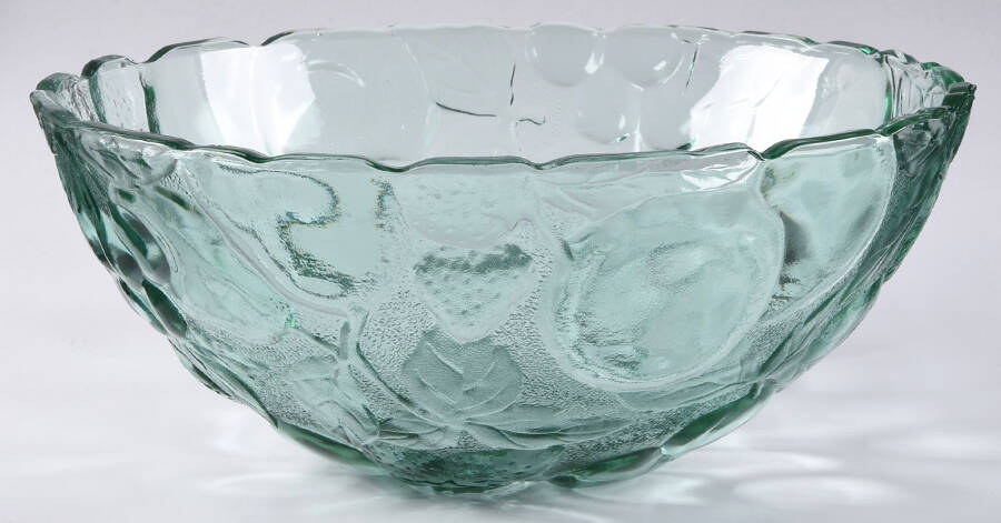 Orchard Fruit Green 9" Round Bowl by Libbey Glass Company-1