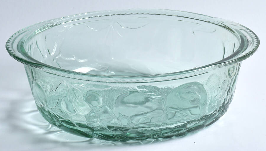 Orchard Fruit Green 3 Quart Round Covered Casserole No Lid by Libbey Glass Company-1