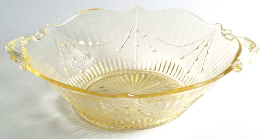 Dart Yellow Large Fruit Bowl by Lancaster-1