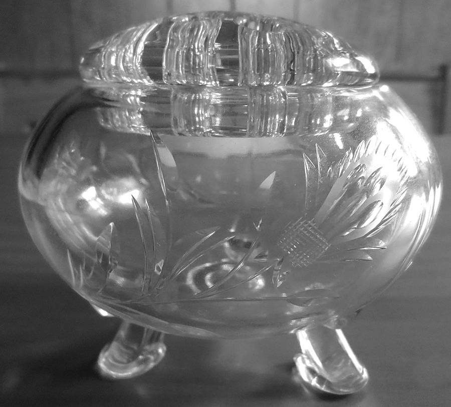 Thistle Three Toed Rose Bowl with Flower Block by La Flo-1