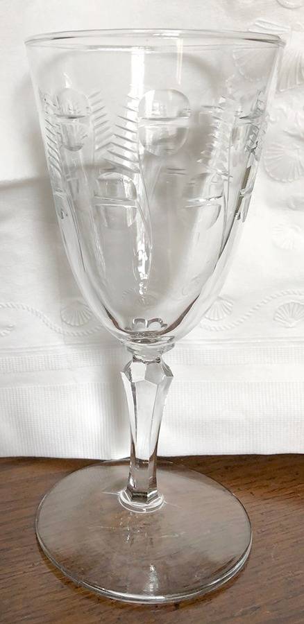Shooting Star Wine Glass by Libbey Glass Company-1