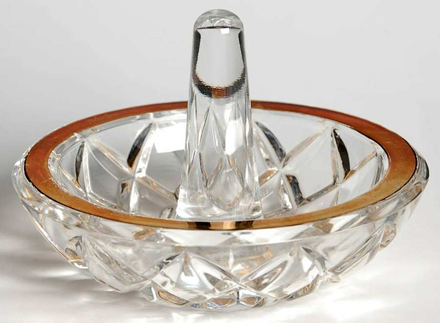 Majestic Gold Collection Ring Holder by Lenox-1