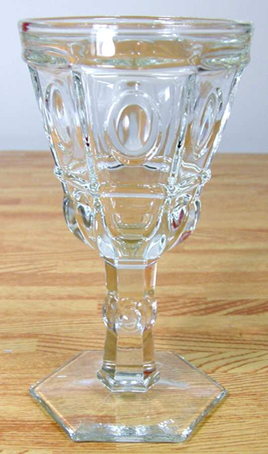 Carolingien Wine Glass by La Rochere-1