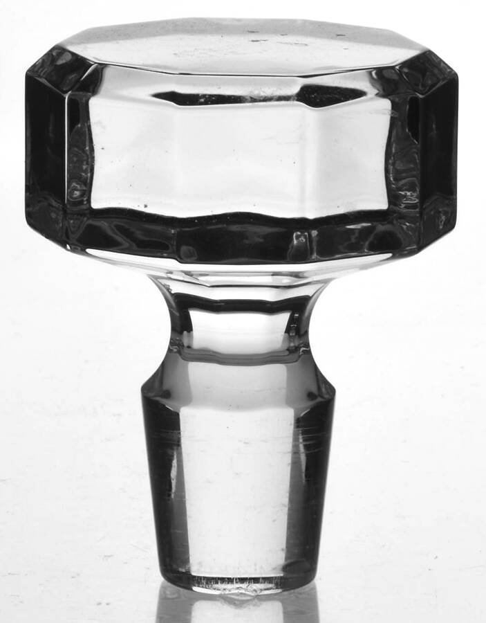 Cocktail Party Stopper for Wine Decanter by Ralph Lauren Crystal-1