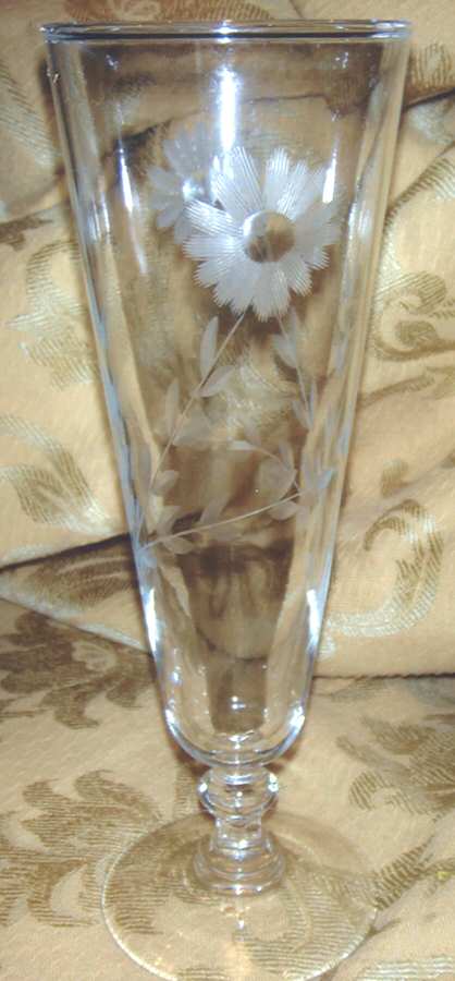 8000-16 Pilsner Glass by Rock Sharpe-1