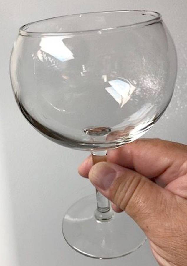 Entertain Balloon Wine by Libbey Glass Company-1