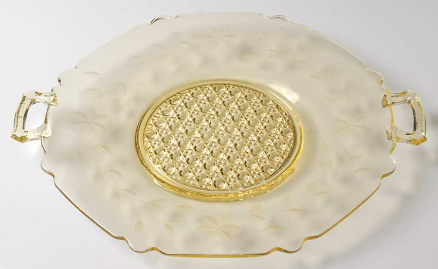 LAC28 Handled Cake Plate by Lancaster-1