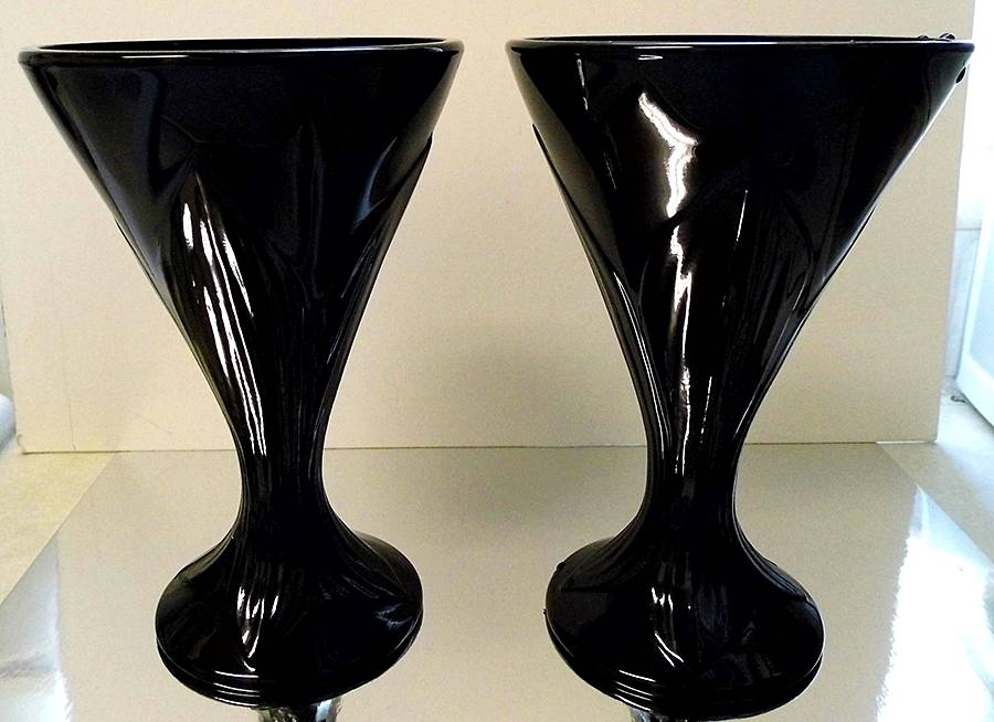 Fidji Footed Ice Cream Cup by La Rochere-1