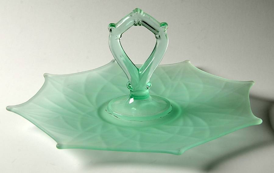 Sunshine-Green (Frosted) Center Handle Tray by Lancaster-1