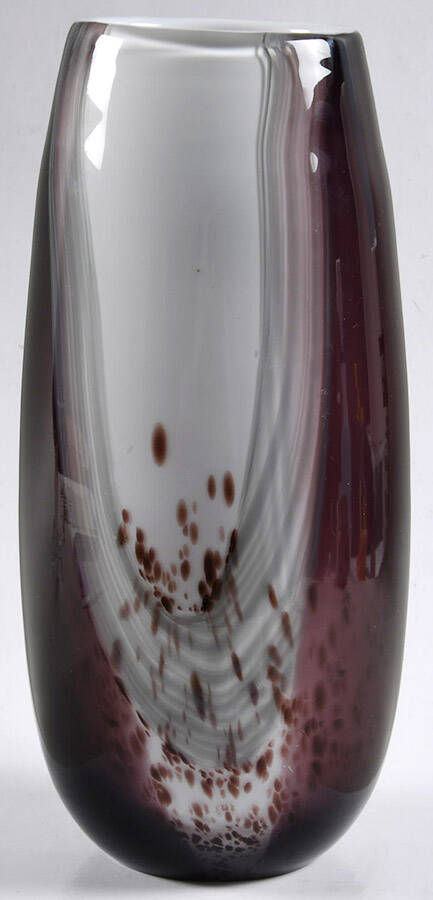Novia 11" Flower Vase by Lenox-1