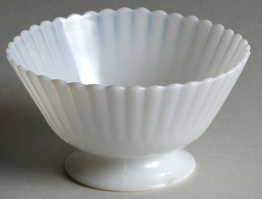 Petalware Monax (White) Low Sherbet by MacBeth-Evans-1