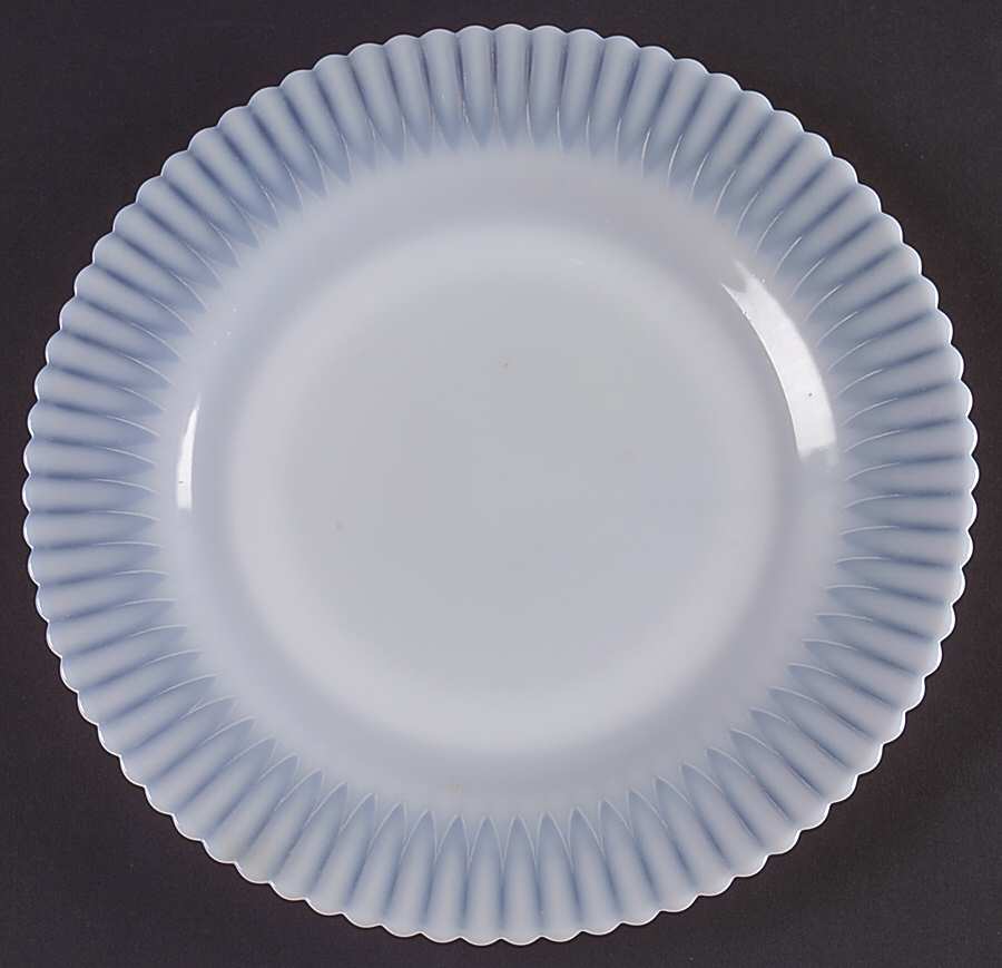 Petalware Monax (White) Dinner Plate by MacBeth-Evans-1