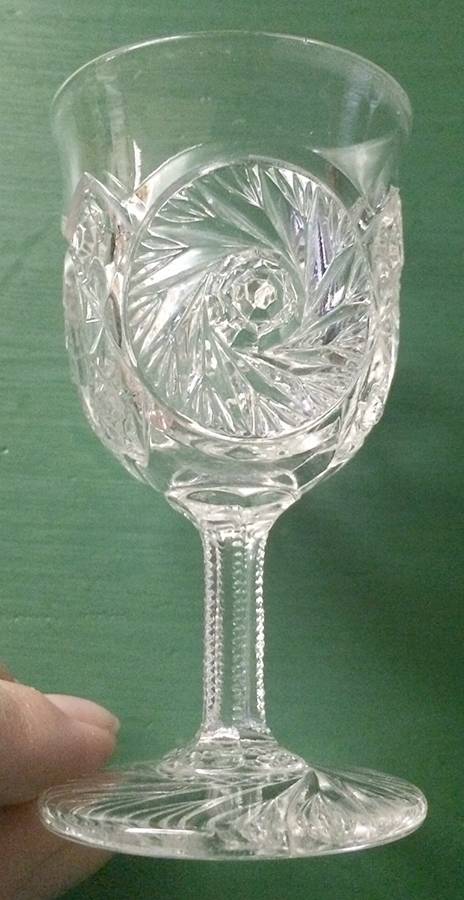 Aztec Clear Wine Glass by McKee-1